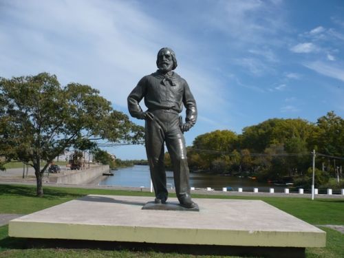 Escultura de Garibaldi, Dolores, Soriano, Uruguay